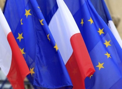 drapeaux-francais-et-europeen